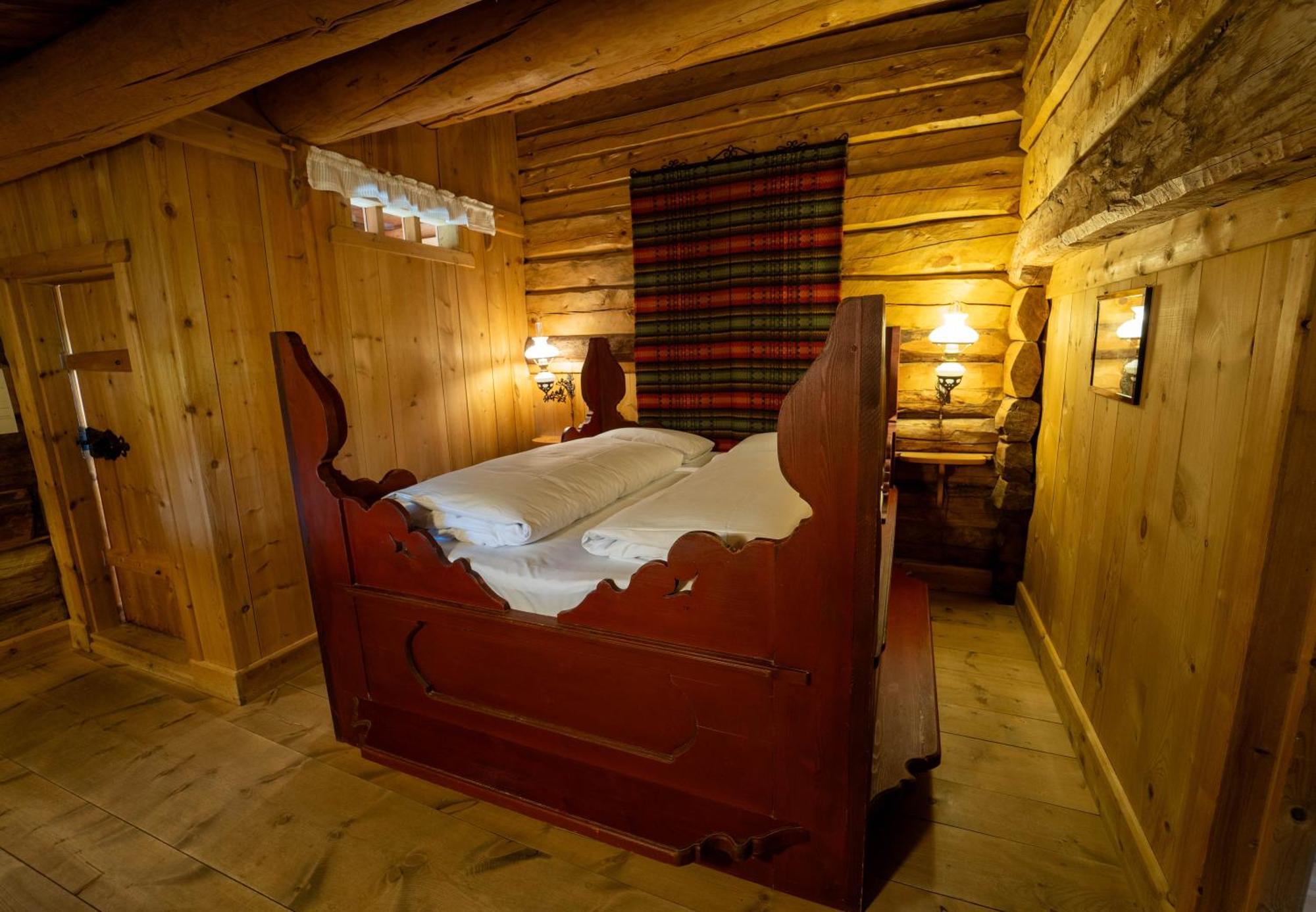 Roisheim Hotel & Skysstasjon Lom Extérieur photo